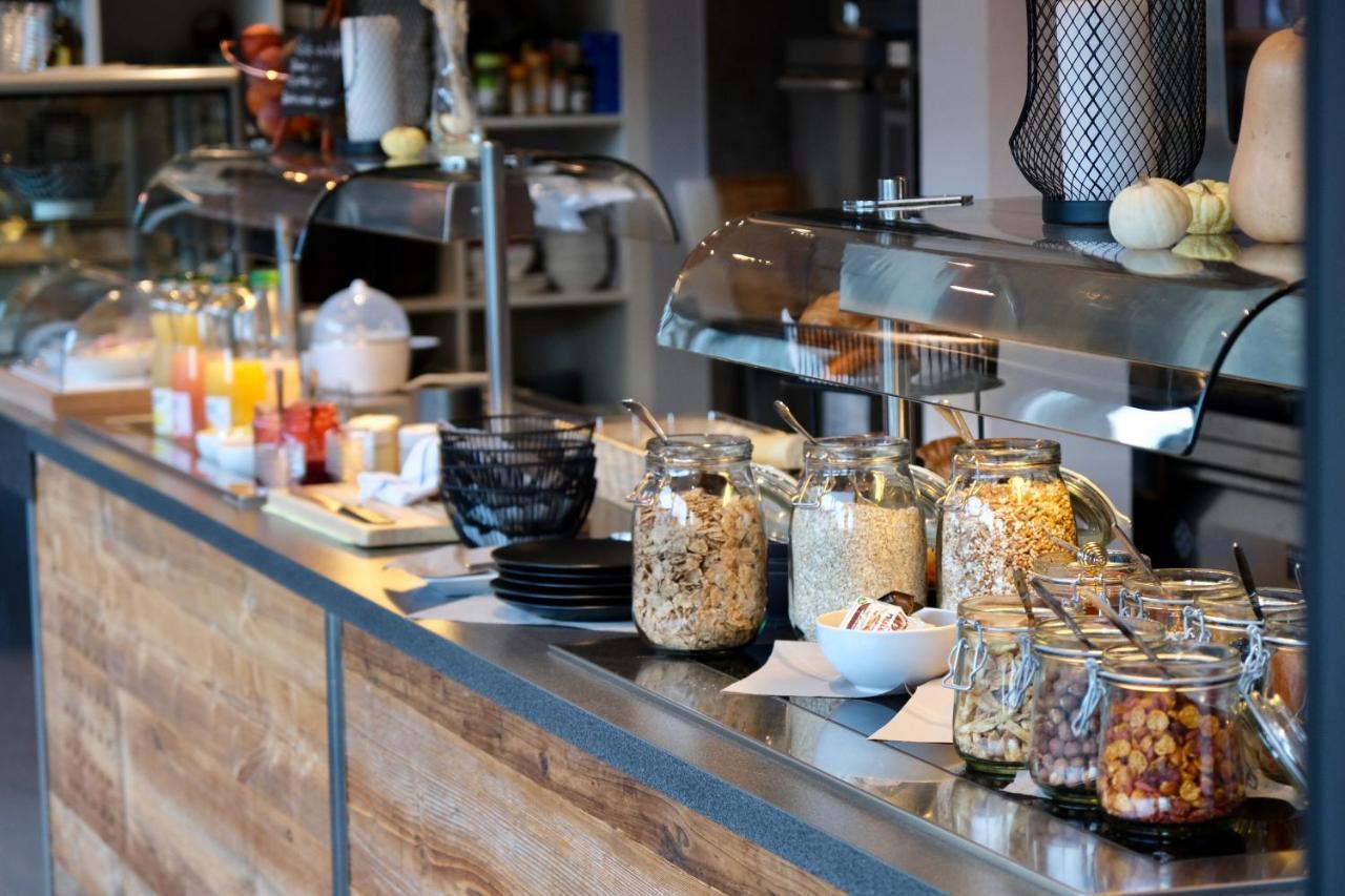 Hotel Oasis Moutier Ngoại thất bức ảnh